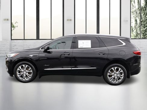 Used 2021 Buick Enclave Avenir w/ Avenir Technology Package image 2