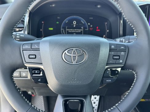 New 2026 Toyota Camry SE image 21