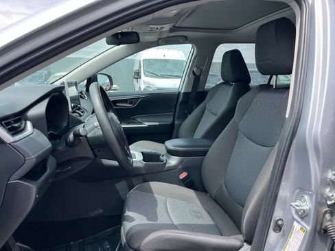 Used 2025 Toyota RAV4 XLE w/ Convenience Package AWD/4WD image 38
