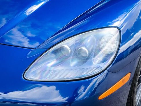 Used 2006 Chevrolet Corvette Convertible RWD image 48