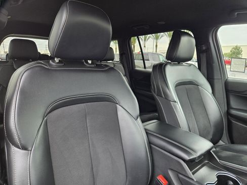 Certified 2024 Jeep Grand Cherokee L Laredo image 32