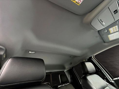 Used 2023 Ford F350 Lariat w/ Snow Plow Prep Package image 11