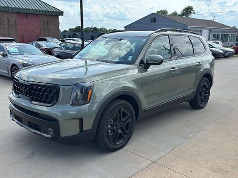 Used 2025 Kia Telluride SX Prestige X-Line AWD/4WD image 3