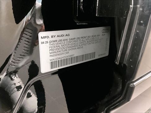 Certified 2025 Audi A6 e-tron Premium Plus w/ Premium Plus AWD/4WD image 33