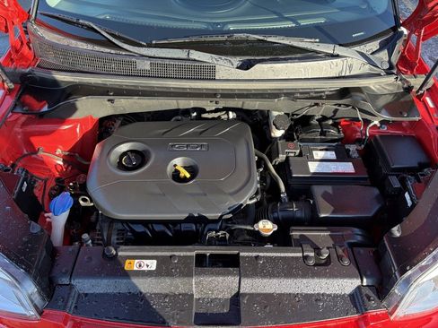 Used 2019 Kia Soul + image 8