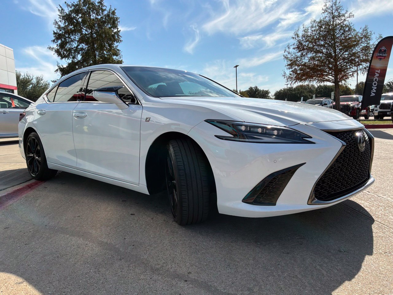 Used 2022 Lexus ES 350 F Sport w/ Accessory Package 2 FWD image 4