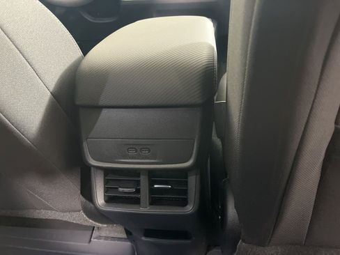 New 2026 Chevrolet Equinox LT FWD image 12