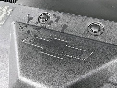 Used 2018 Chevrolet Silverado 1500 LT w/ LT Convenience Package image 28