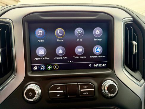 Used 2021 GMC Sierra 1500 Elevation image 16