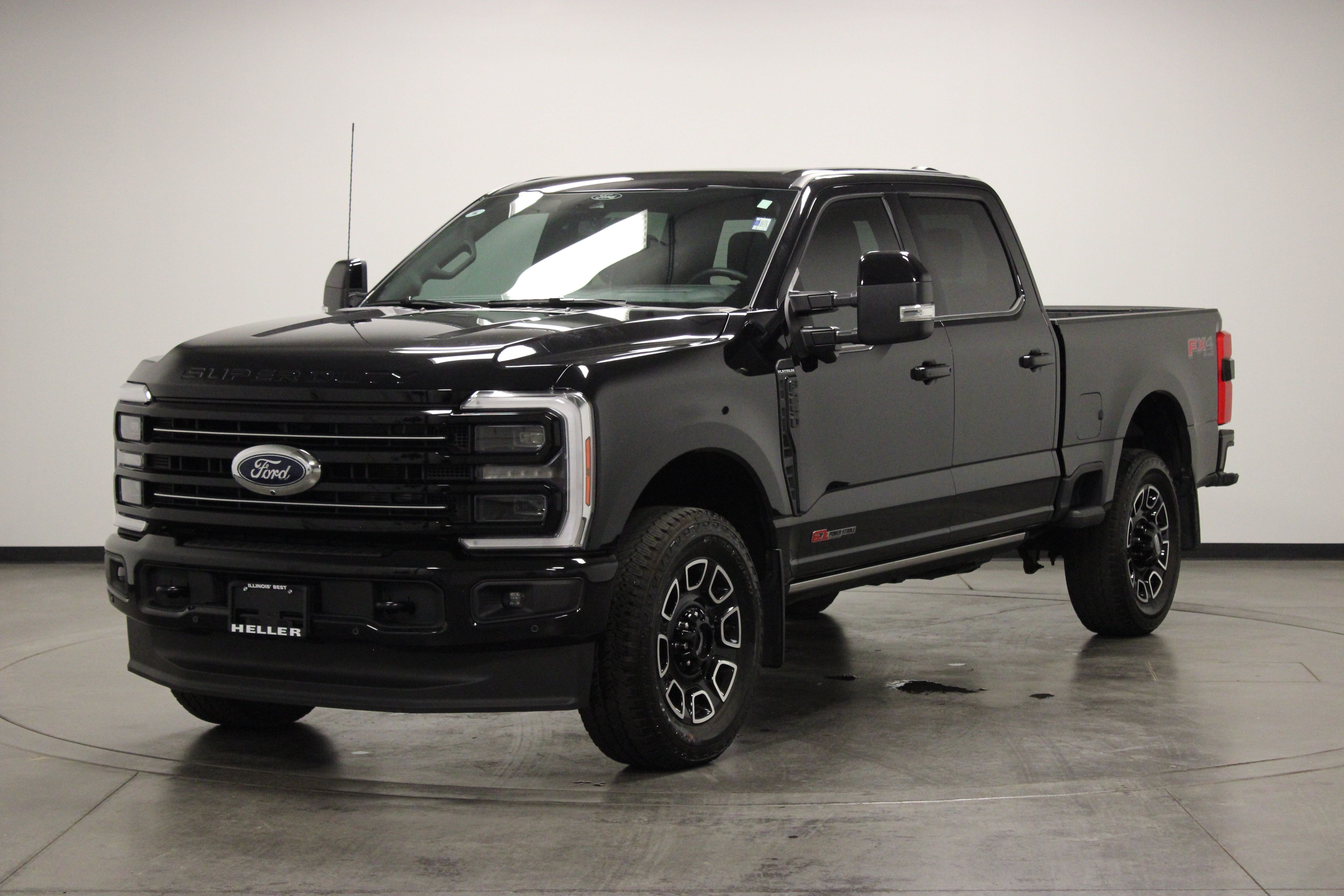 Used 2026 Ford F250 Platinum AWD/4WD image 4