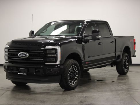 Used 2026 Ford F250 Platinum AWD/4WD image 4