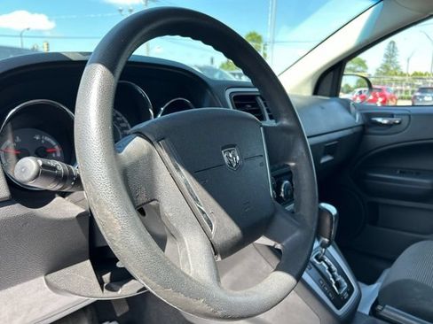 Used 2011 Dodge Caliber Heat FWD image 29