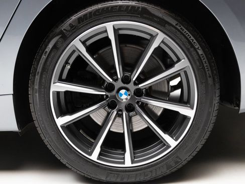 Used 2019 BMW 640i Gran Turismo xDrive image 37