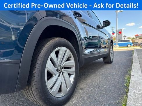 Certified 2022 Volkswagen Atlas Cross Sport SE AWD/4WD image 19