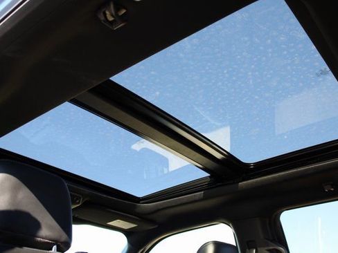 Used 2019 Ford F150 Raptor w/ Equipment Group 802A Luxury AWD/4WD image 28
