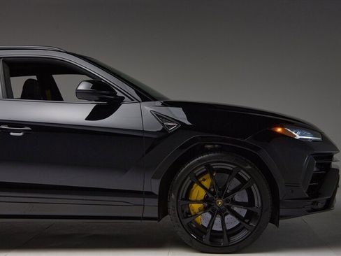Used 2024 Lamborghini Urus S image 15