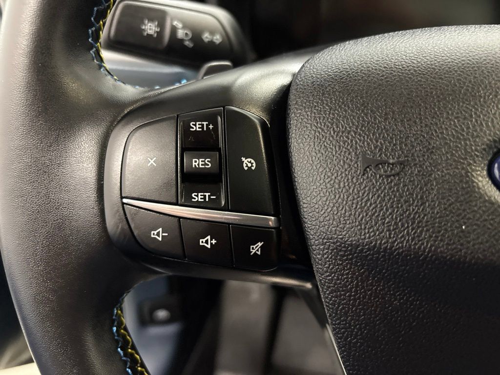 Used 2025 Ford Maverick Lobo AWD/4WD image 24