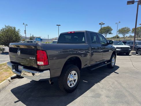 Used 2018 RAM 2500 Tradesman w/ Chrome Appearance Group AWD/4WD image 3