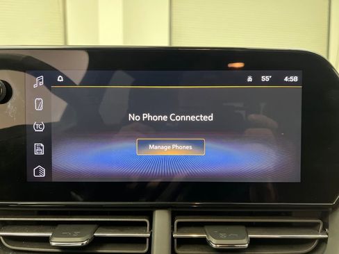 Used 2025 Chevrolet Trax LT w/ LT Convenience Package image 50