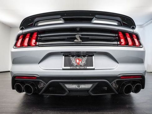 Used 2021 Ford Mustang Shelby GT500 w/ Technology Package RWD image 33