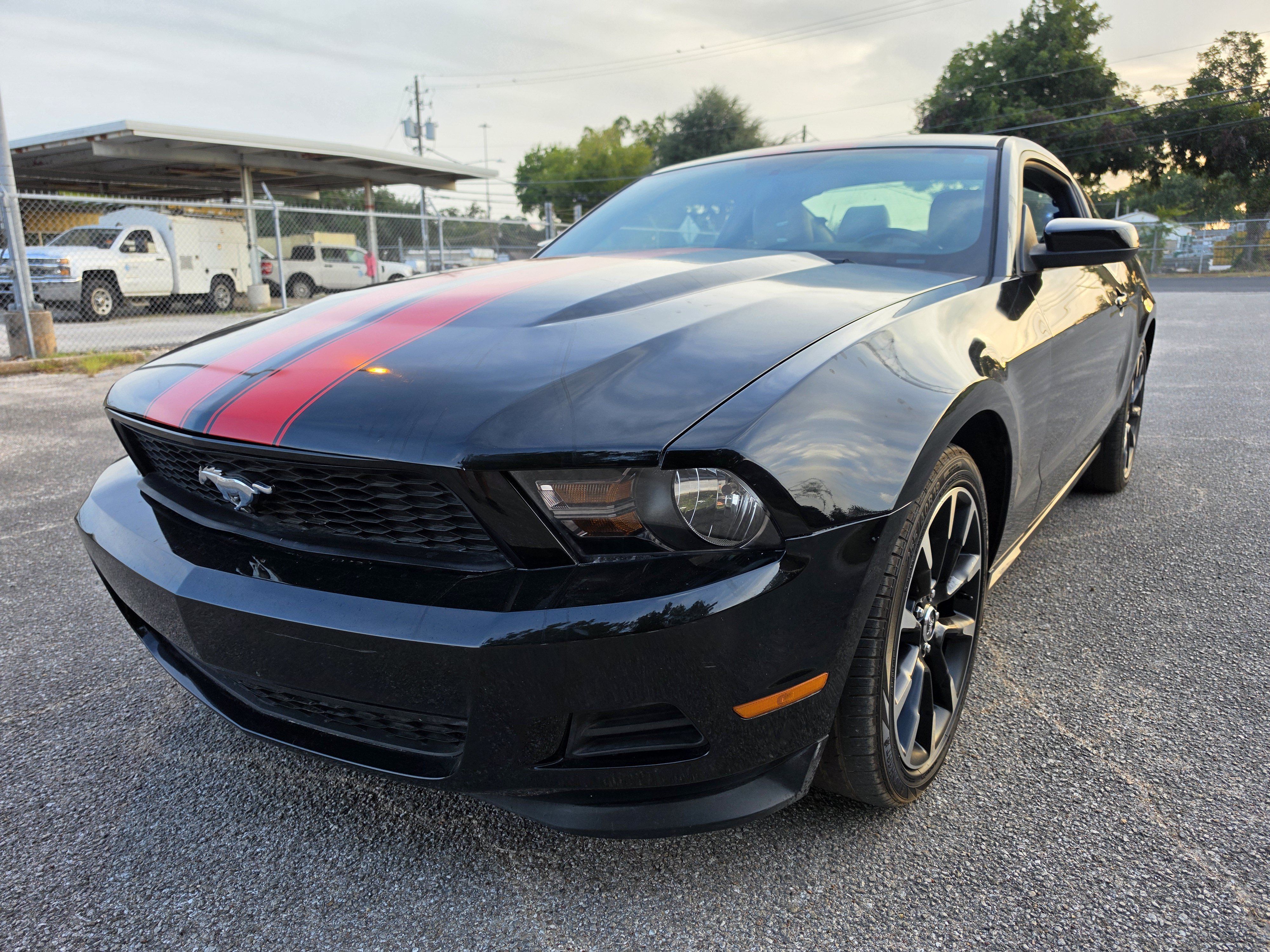 Used 2012 Ford Mustang Premium w/ V6 Performance Pkg RWD image 3