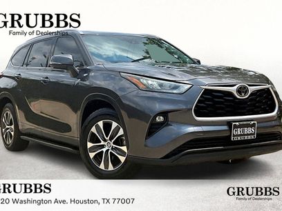 Used 2020 Toyota Highlander XLE