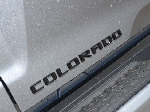 New 2026 Chevrolet Colorado LT w/ LT Convenience Package AWD/4WD image 21