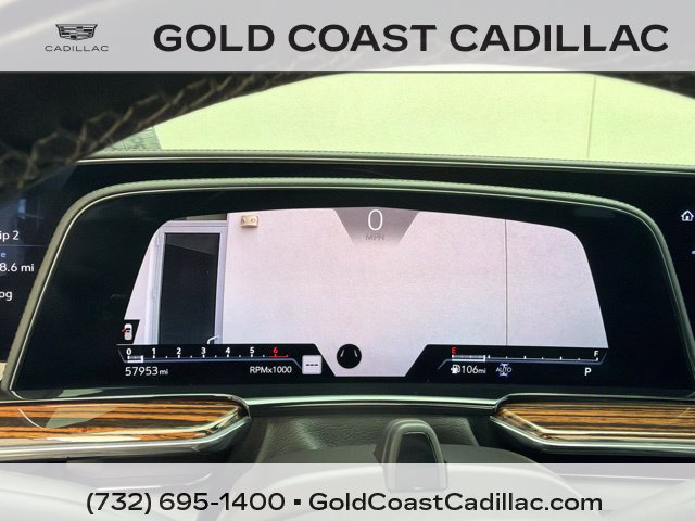 Used 2024 Cadillac Escalade Premium Luxury AWD/4WD image 28