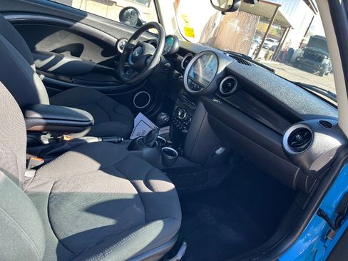 Used 2013 MINI Cooper S image 28