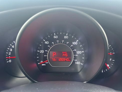 Used 2014 Kia Soul + FWD image 2
