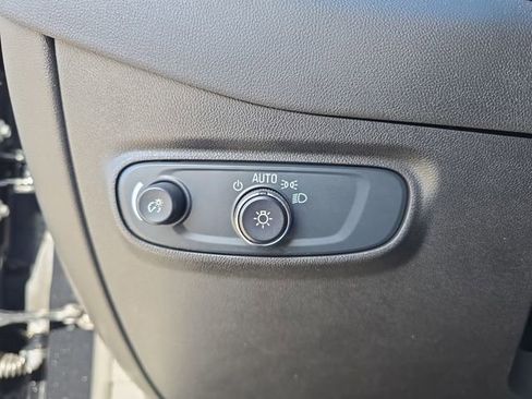 Used 2024 Chevrolet Equinox LT image 21