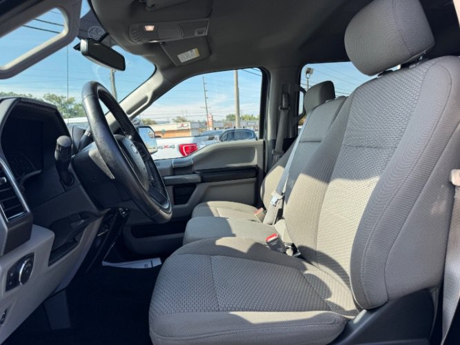 Used 2018 Ford F150 XLT w/ Equipment Group 302A Luxury AWD/4WD image 18