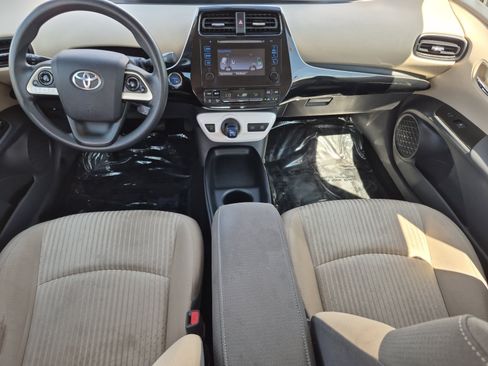 Used 2016 Toyota Prius Two FWD image 23