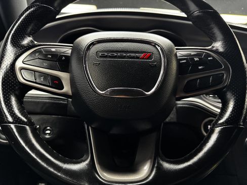 Used 2020 Dodge Charger R/T w/ Plus Group image 21