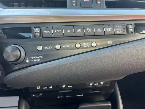 Used 2019 Lexus ES 350 F Sport w/ Accessory Package 2 image 20