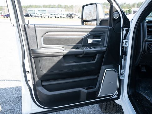 New 2026 RAM 4500 Tradesman w/ Laramie Trim Package image 15