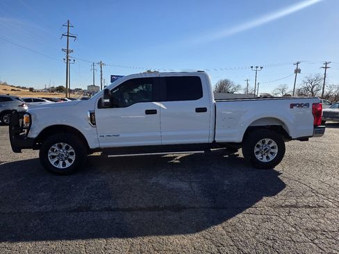 Used 2022 Ford F250 XL w/ STX Appearance Package image 4