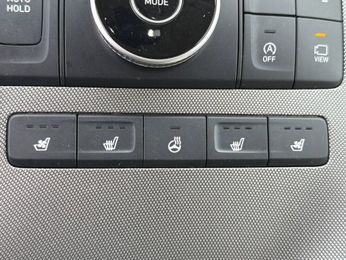 Used 2020 Hyundai Palisade Limited image 17