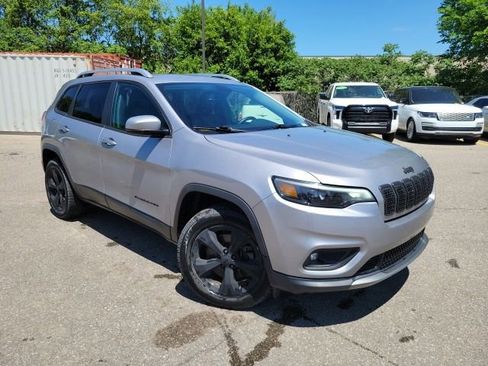 Used 2019 Jeep Cherokee Limited AWD/4WD image 1