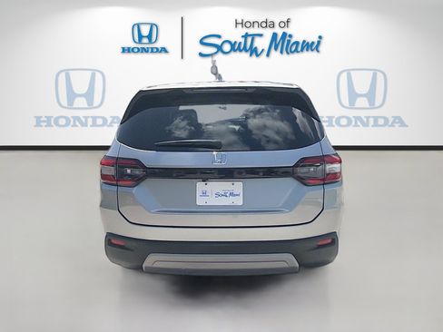 Certified 2024 Honda Pilot EX-L image 6