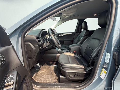 Used 2023 Ford Escape Platinum AWD/4WD image 21