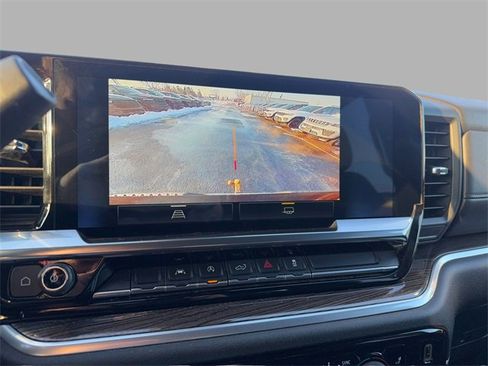 Used 2023 Chevrolet Silverado 1500 LT image 19