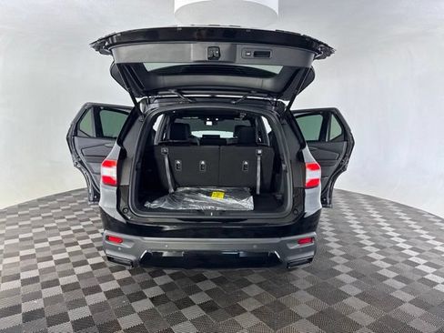 Certified 2026 Honda Pilot Black Edition image 18