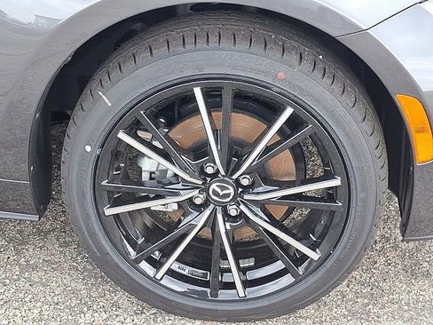 New 2026 MAZDA MX-5 Miata RF Grand Touring RWD image 9