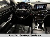 Used 2018 Honda Accord Touring image 4