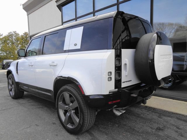 Used 2023 Land Rover Defender 110 V8 AWD/4WD image 7