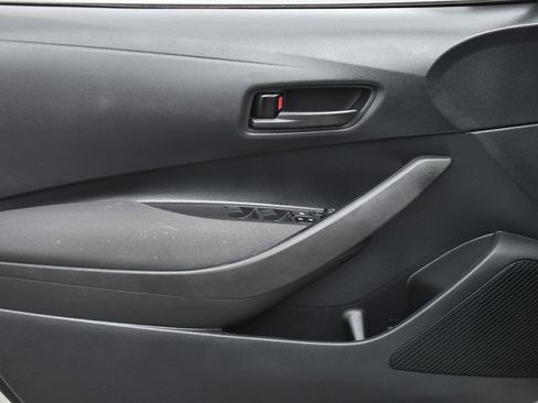 Used 2024 Toyota Corolla LE image 9