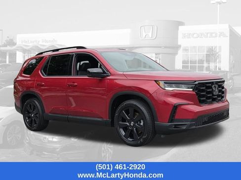 Certified 2025 Honda Pilot Black Edition image 6