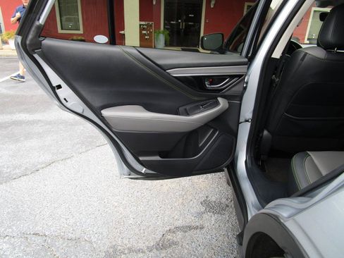 Used 2020 Subaru Outback Onyx Edition XT AWD/4WD image 24