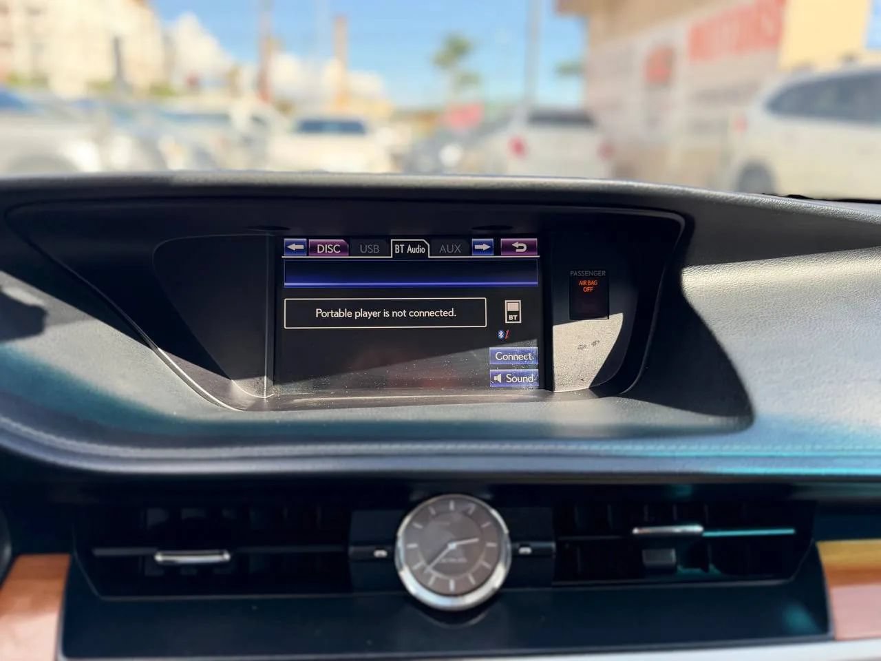 Used 2014 Lexus ES 300h w/ Premium Package w/Bamboo Trim FWD image 41